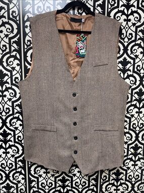 Men's Tan Herringbone Tailored Vest - Stylish